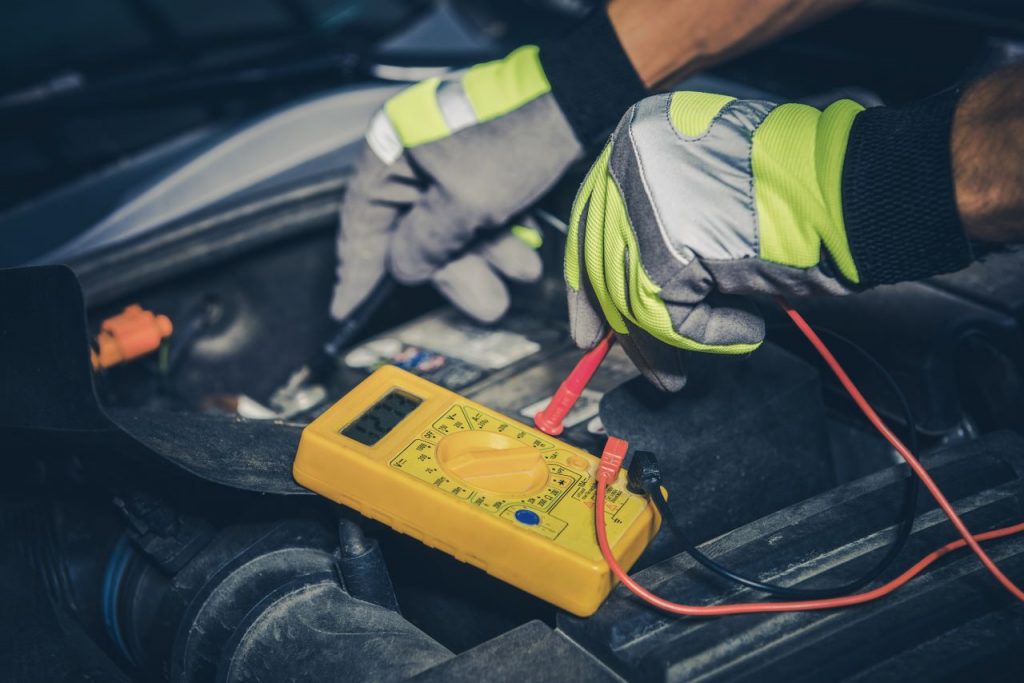 car battery maintenance tips, Car Battery Measurement